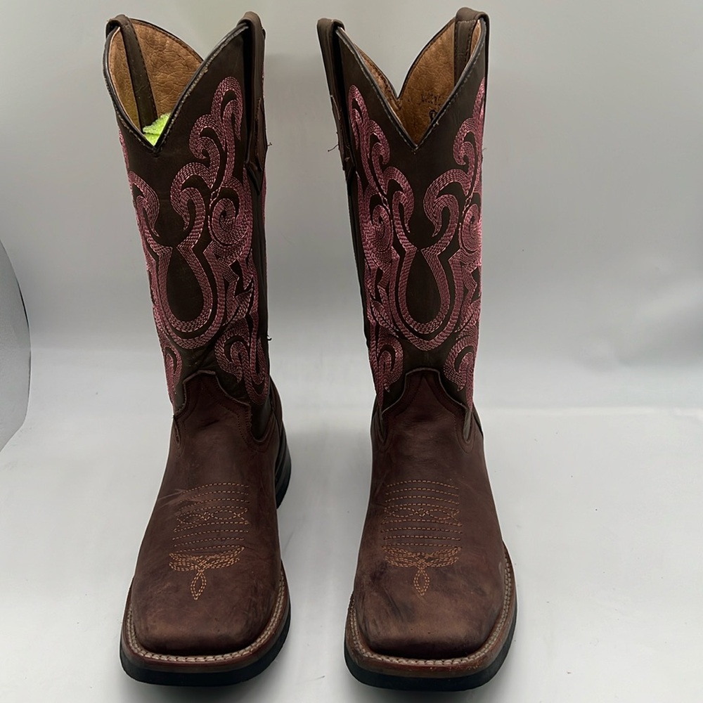 Ferrini Cowboy Maverick Embroidered Square Toe Boots size 8.5 B